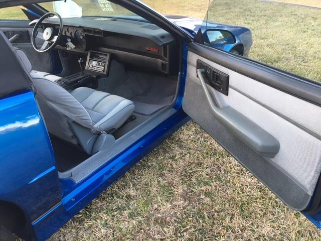 1989 Chevrolet Camaro IROC-Z (CC-1062404) for sale in Lakeland, Florida