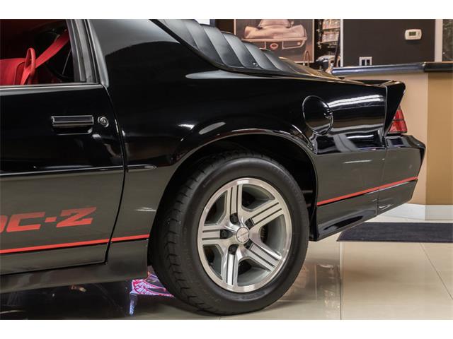 1990 Chevrolet Camaro IROC Z28 (CC-1066348) for sale in Plymouth, Michigan