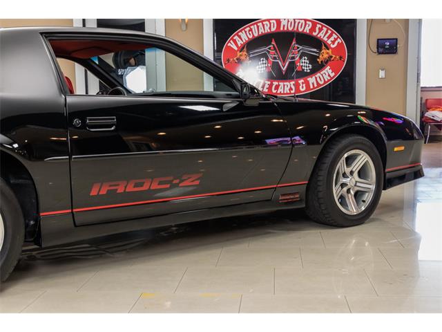 1990 Chevrolet Camaro IROC Z28 (CC-1066348) for sale in Plymouth, Michigan