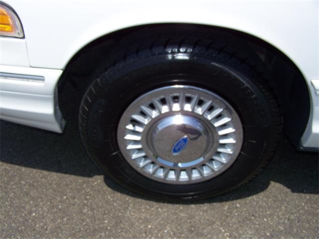1997 Ford Crown Victoria (CC-1060758) for sale in Canton, Georgia