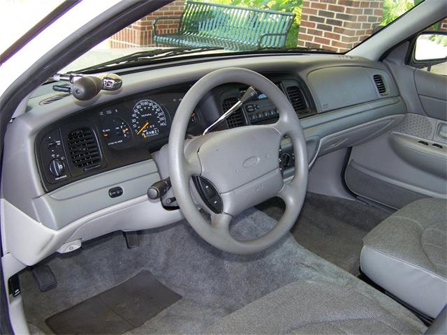 1997 Ford Crown Victoria (CC-1060758) for sale in Canton, Georgia