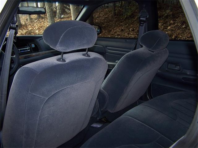 2000 Ford Crown Victoria (CC-1060759) for sale in Canton, Georgia