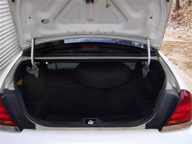 2000 Ford Crown Victoria (CC-1060759) for sale in Canton, Georgia