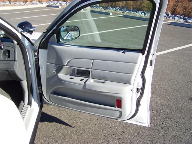 2003 Ford Crown Victoria (CC-1060762) for sale in Canton, Georgia