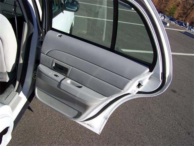 2003 Ford Crown Victoria (CC-1060762) for sale in Canton, Georgia