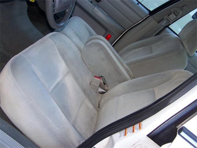 2003 Ford Crown Victoria (CC-1060762) for sale in Canton, Georgia
