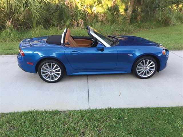 2017 Fiat 124 Spider Lusso Prima Edizione (CC-1069004) for sale in Fort Lauderdale, Florida