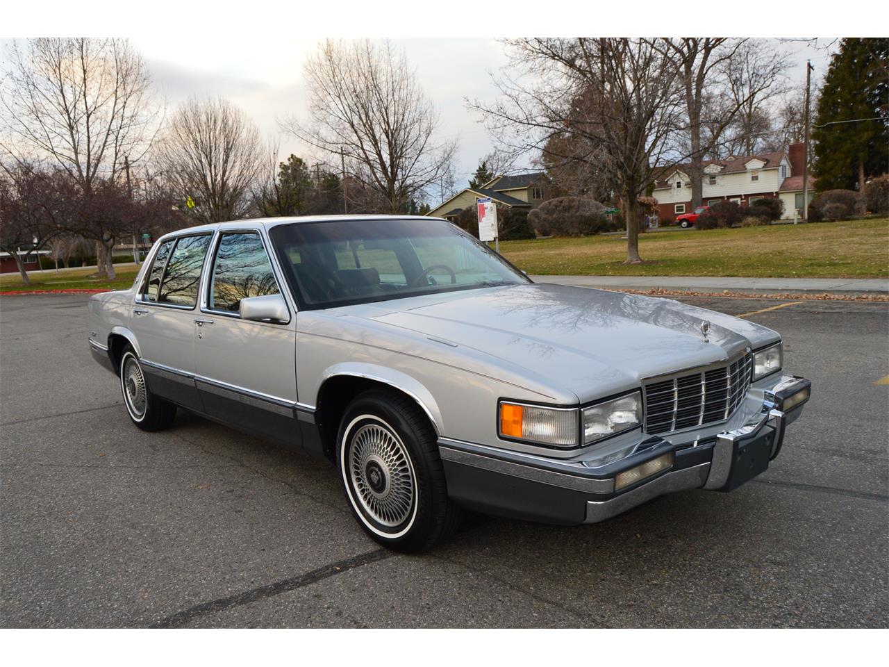 1992 Cadillac Sedan DeVille for Sale | ClassicCars.com | CC-1069631