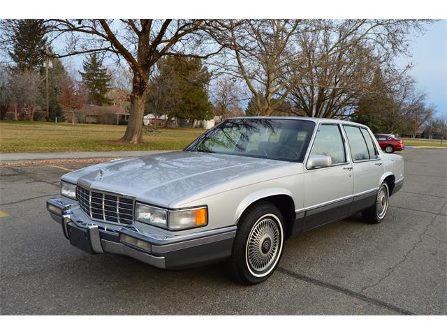 1992 Cadillac Sedan DeVille for Sale | ClassicCars.com | CC-1069631