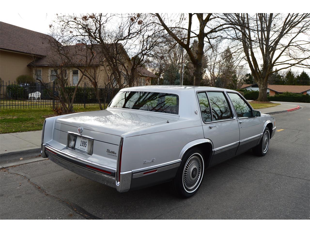 1992 Cadillac Sedan DeVille for Sale | ClassicCars.com | CC-1069631