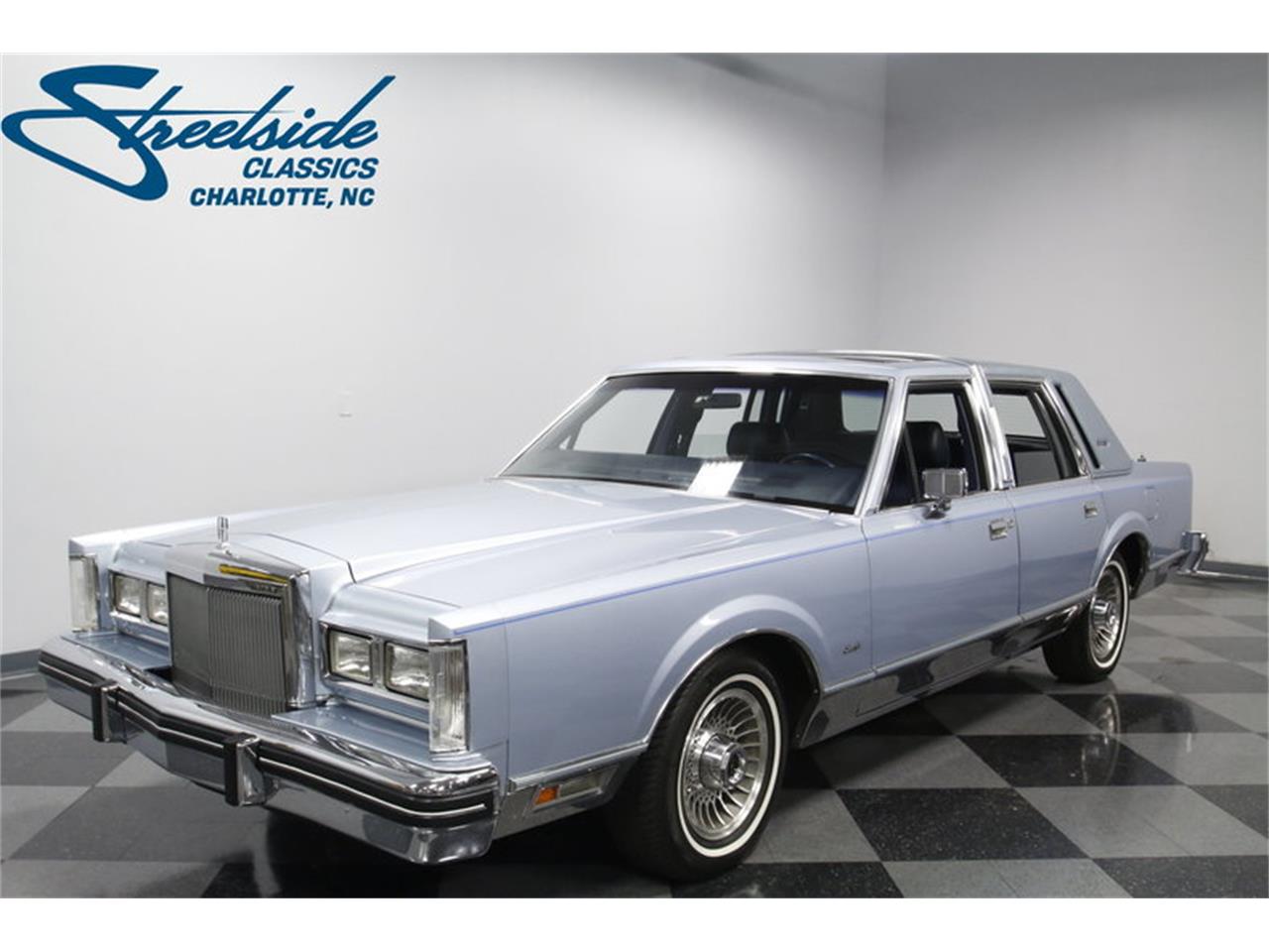 1984 Lincoln Town Car Signature Series for Sale | ClassicCars.com | CC ...