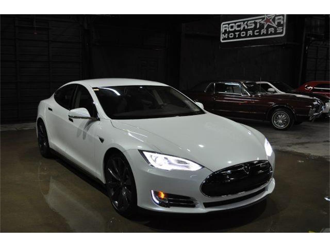 Tesla model s 2012