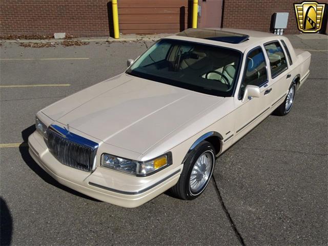 1997 Lincoln Town Car (CC-1075972) for sale in Dearborn, Michigan