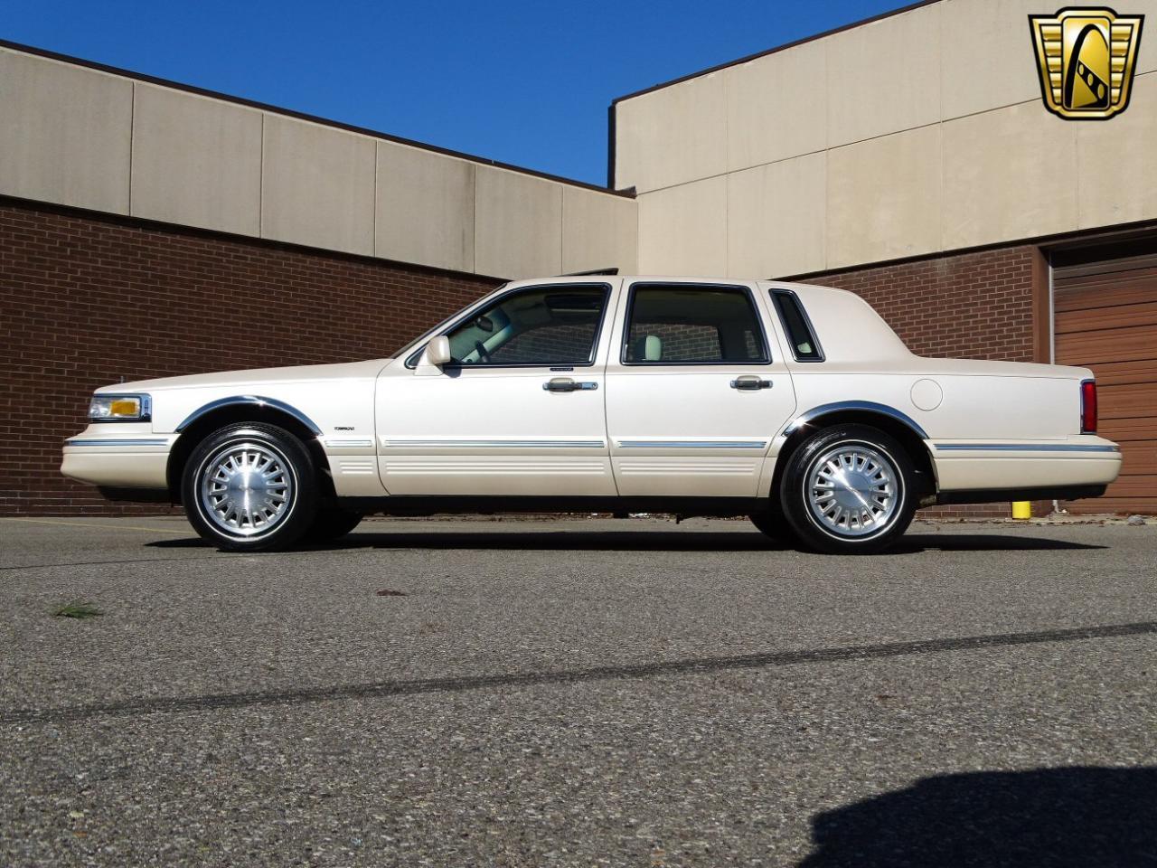 Lincoln town car 1997