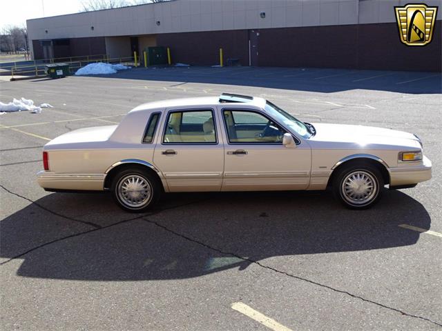 1997 Lincoln Town Car (CC-1075972) for sale in Dearborn, Michigan