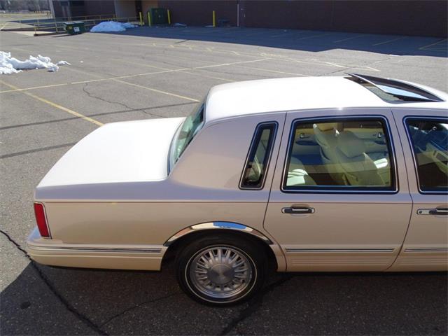 1997 Lincoln Town Car (CC-1075972) for sale in Dearborn, Michigan