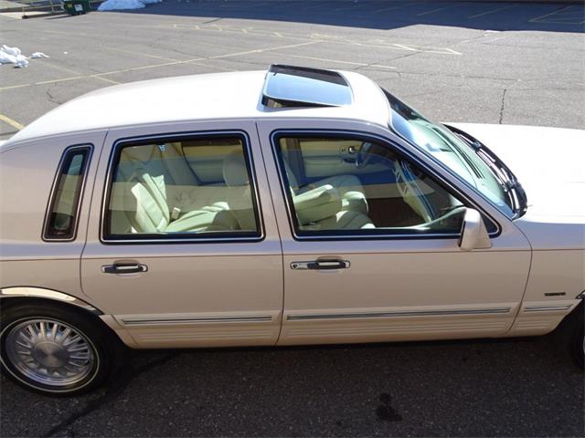 1997 Lincoln Town Car (CC-1075972) for sale in Dearborn, Michigan