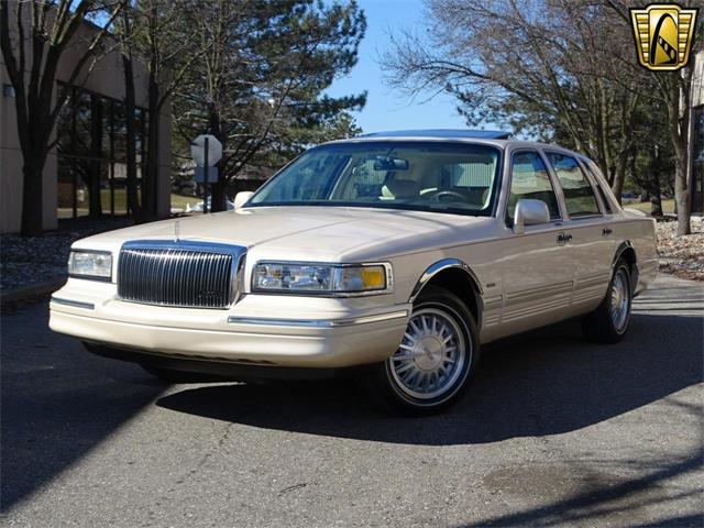 1997 Lincoln Town Car (CC-1075972) for sale in Dearborn, Michigan