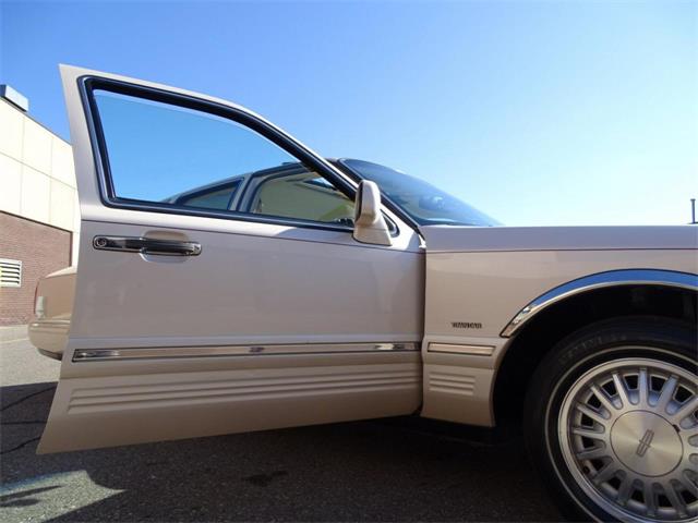 1997 Lincoln Town Car (CC-1075972) for sale in Dearborn, Michigan