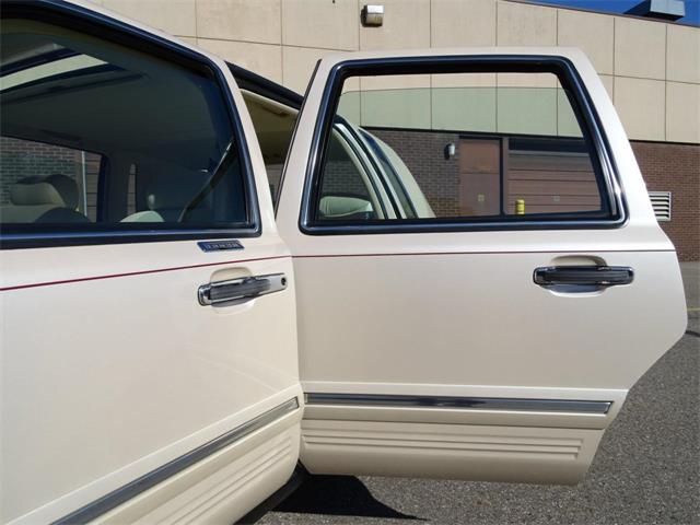 1997 Lincoln Town Car (CC-1075972) for sale in Dearborn, Michigan