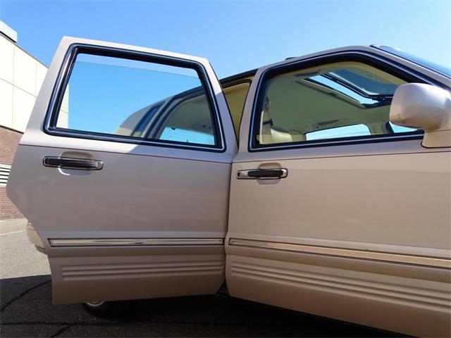 1997 Lincoln Town Car (CC-1075972) for sale in Dearborn, Michigan