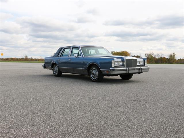 1984 Lincoln Town Car (CC-1079422) for sale in Auburn, Indiana