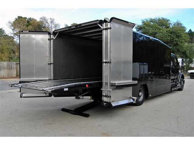 2010 Freightliner M2 112 (CC-1081969) for sale in Scotts Valley, California