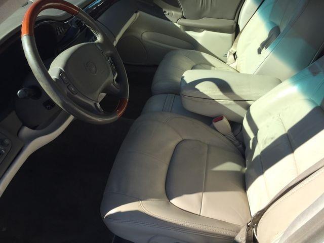 2001 Cadillac DeVille (CC-1083132) for sale in Tavares, Florida