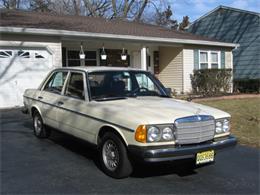 1982 Mercedes-Benz 240D (CC-1083983) for sale in Kendall Park, New Jersey
