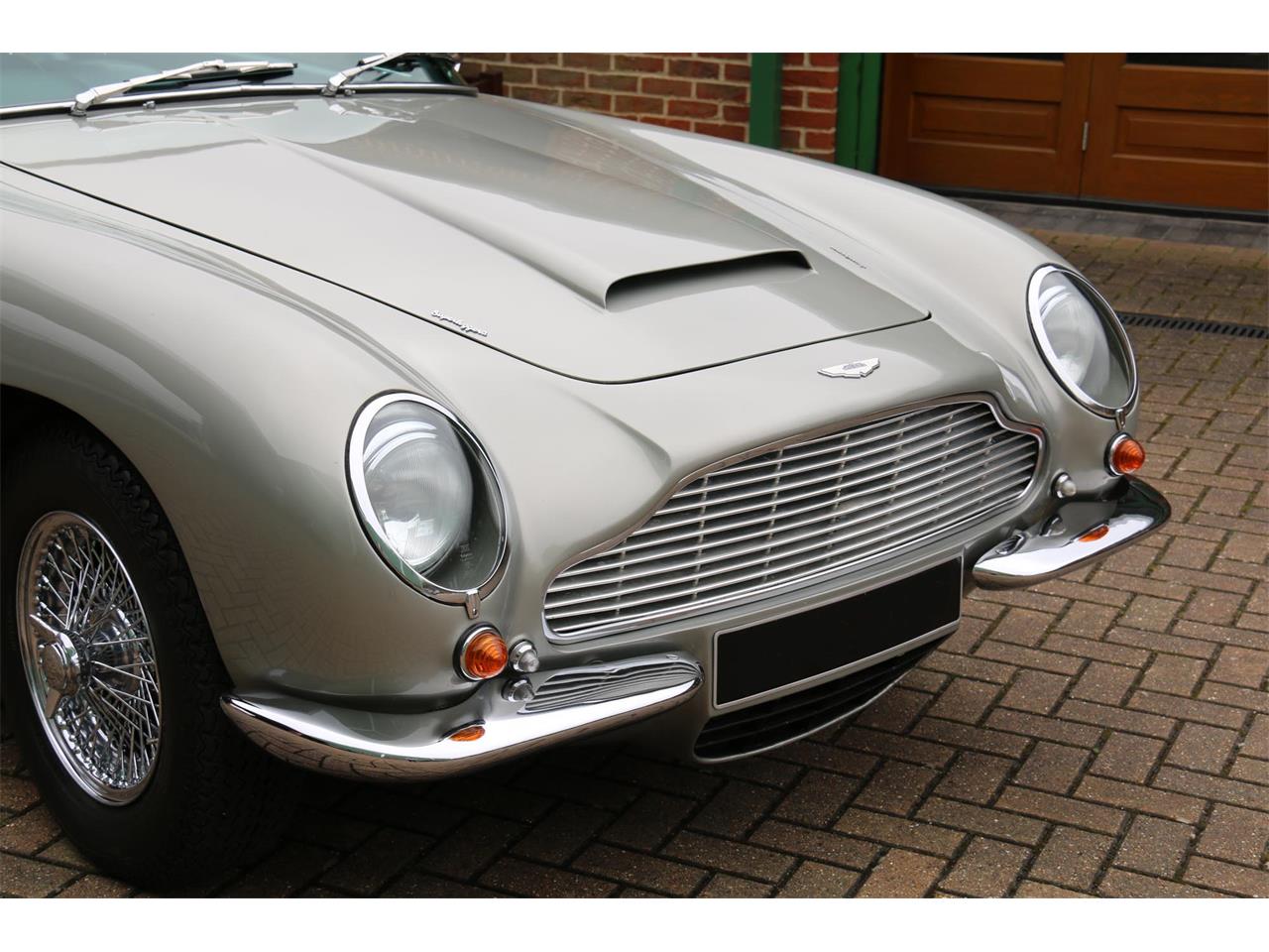 1967 Aston Martin DB6 for Sale CC1084437