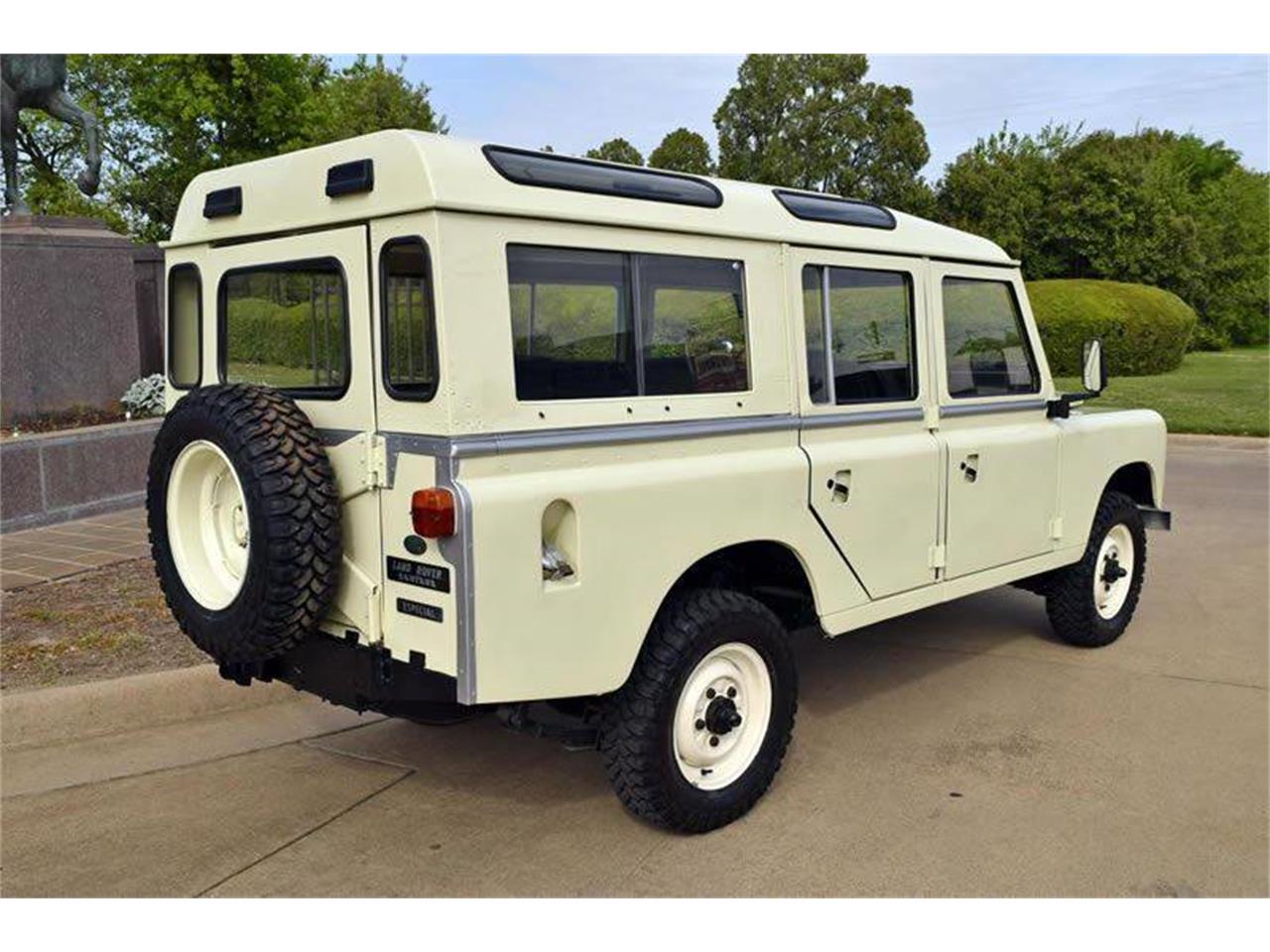 Land rover defender 1983