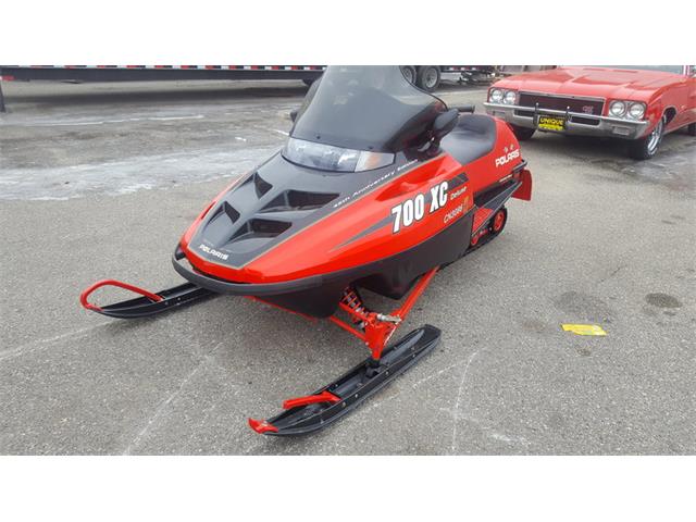 2000 Polaris 700 XC Deluxe 45th Anniversary (CC-1080515) for sale in Mankato, Minnesota