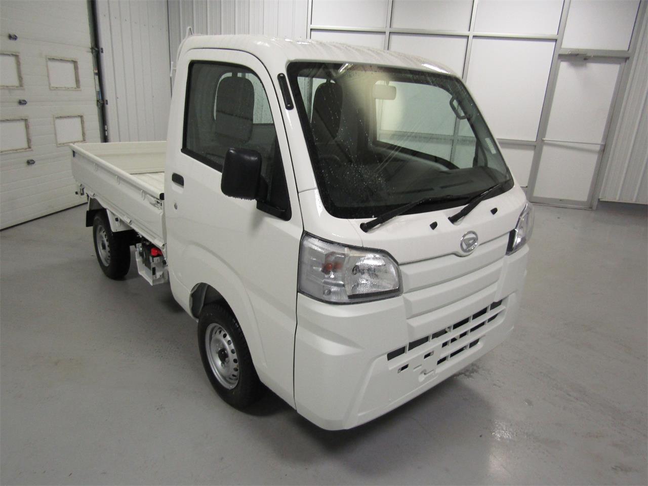 Daihatsu hijet 2018