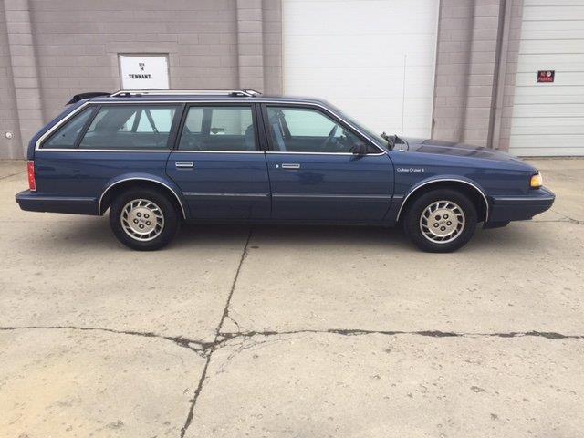 1994 Oldsmobile Cutlass Cruiser (CC-1088061) for sale in Milford, Ohio