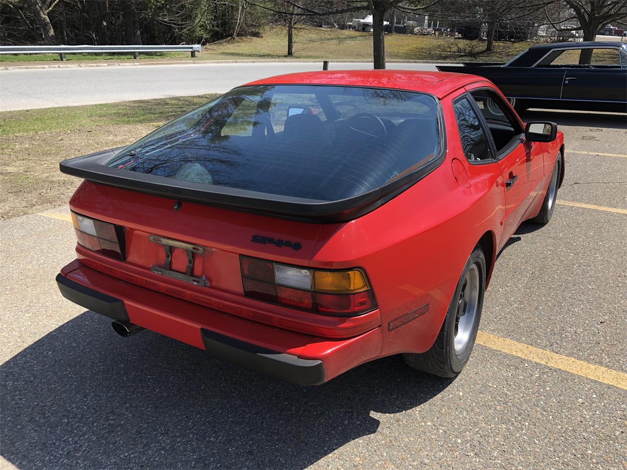 Porsche 944 1983