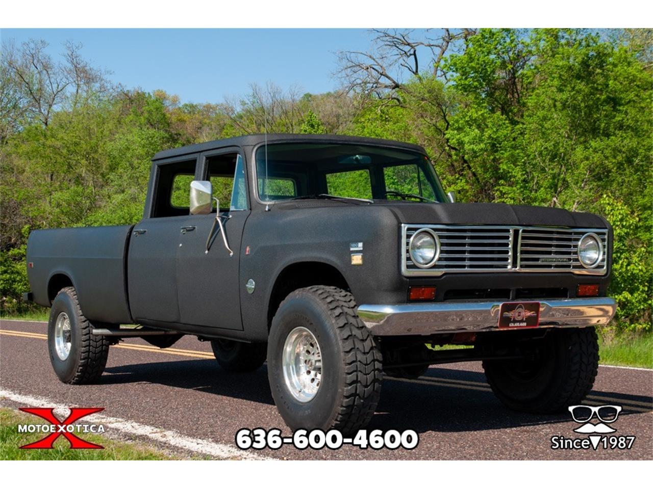 1972 International Harvester 1210 Travelette Crew Cab Long Bed Pickup
