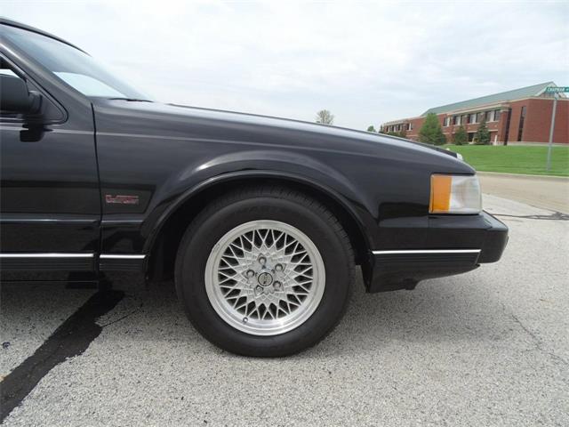 1990 Lincoln Continental (CC-1093347) for sale in Crete, Illinois