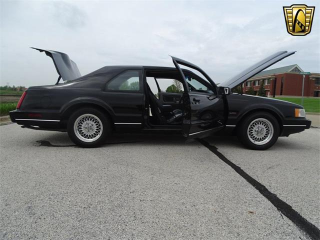 1990 Lincoln Continental (CC-1093347) for sale in Crete, Illinois