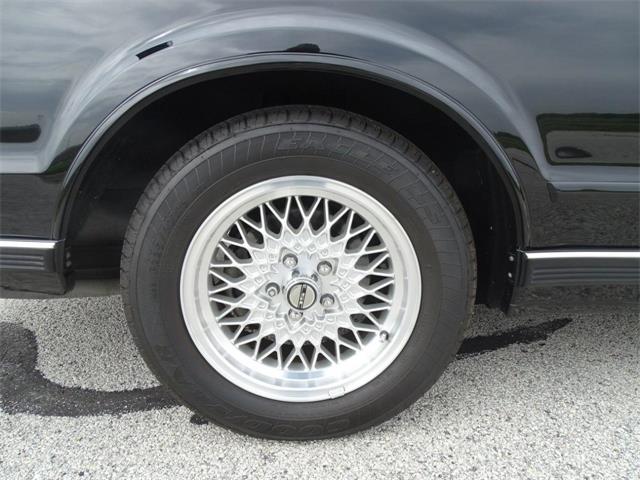 1990 Lincoln Continental (CC-1093347) for sale in Crete, Illinois