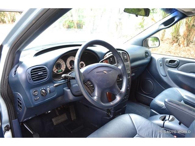 2001 Chrysler Town & Country (CC-1093387) for sale in Clearwater, Florida