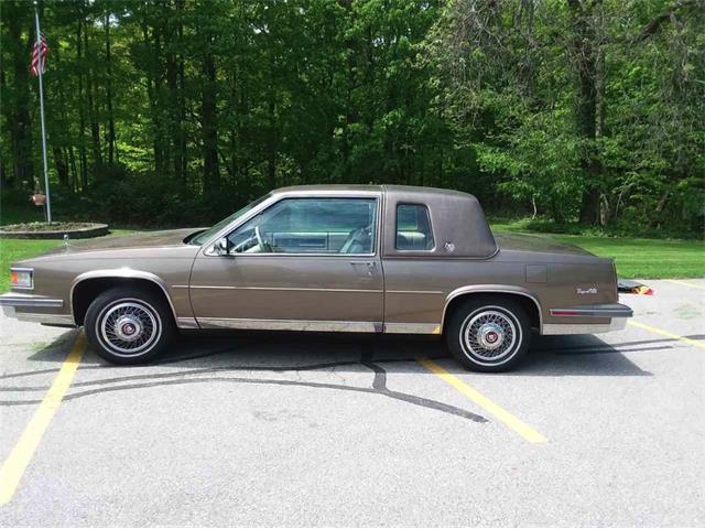 1986 Cadillac Coupe DeVille (CC-1094723) for sale in Kirtland, Ohio