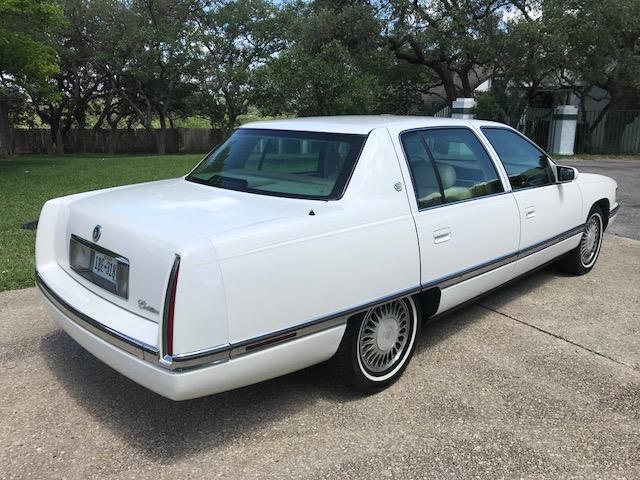 1995 Cadillac DeVille (CC-1096875) for sale in boerne, Texas