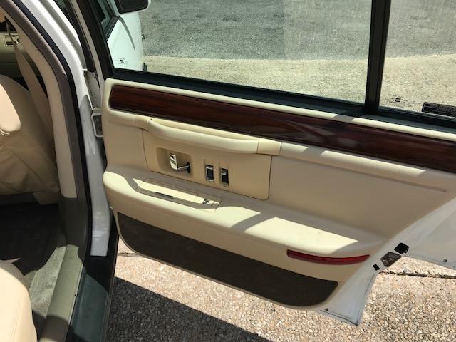1995 Cadillac DeVille (CC-1096875) for sale in boerne, Texas