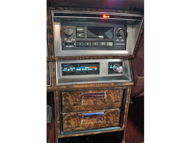 1988 Chrysler Town & Country (CC-1097943) for sale in Canton, Ohio