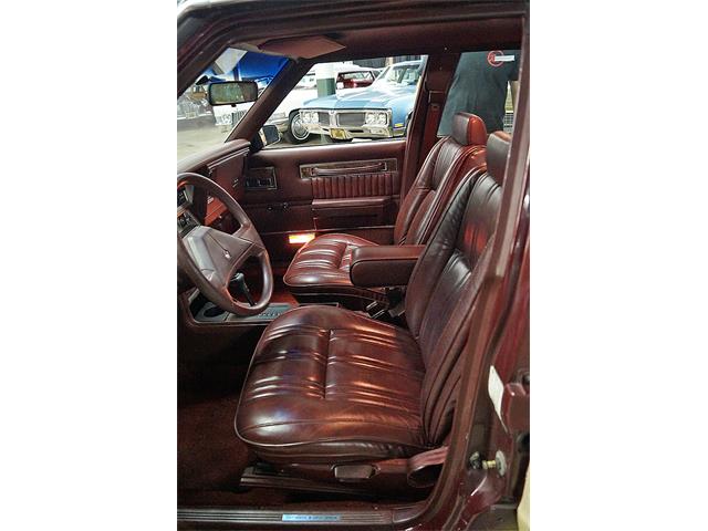 1988 Chrysler Town & Country (CC-1097943) for sale in Canton, Ohio