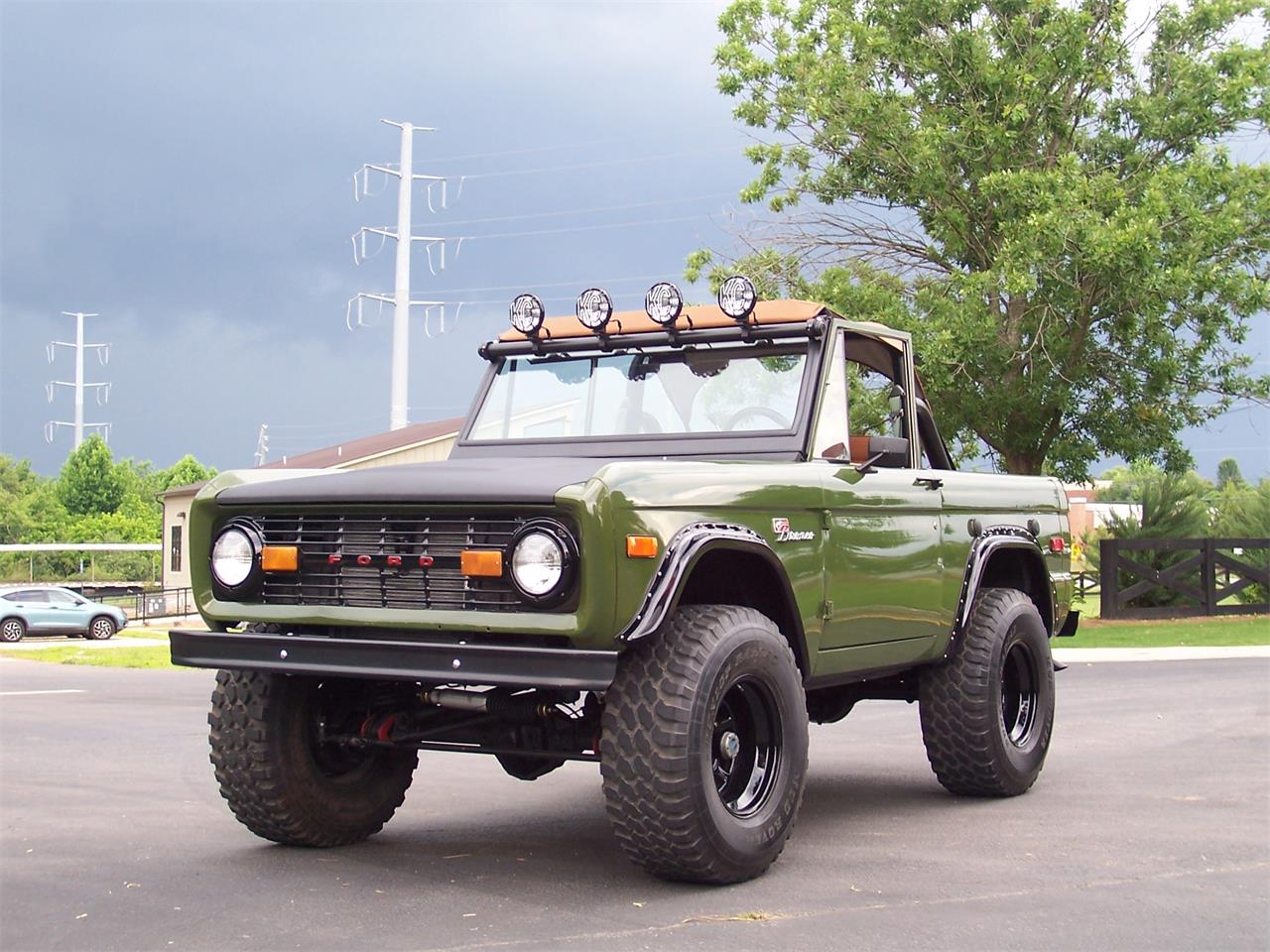 Ford bronco 1975