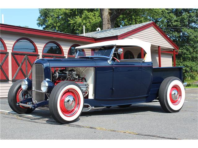 1932 Ford 1 Ton Flatbed (CC-1099367) for sale in Uncasville, Connecticut