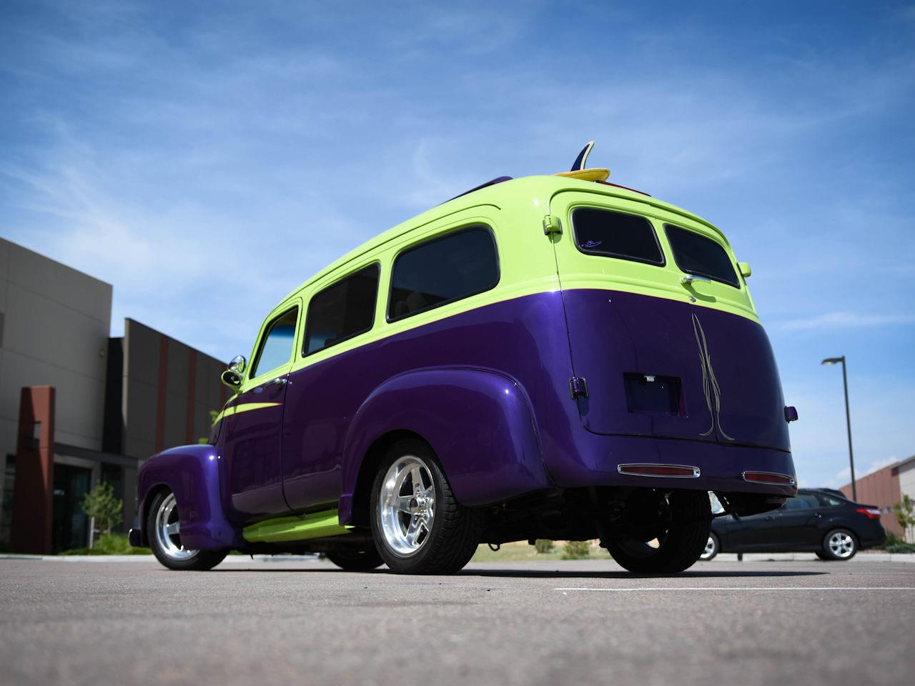 Chevrolet suburban 1950