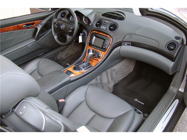 2004 Mercedes-Benz SL500 (CC-1101773) for sale in Uncasville, Connecticut