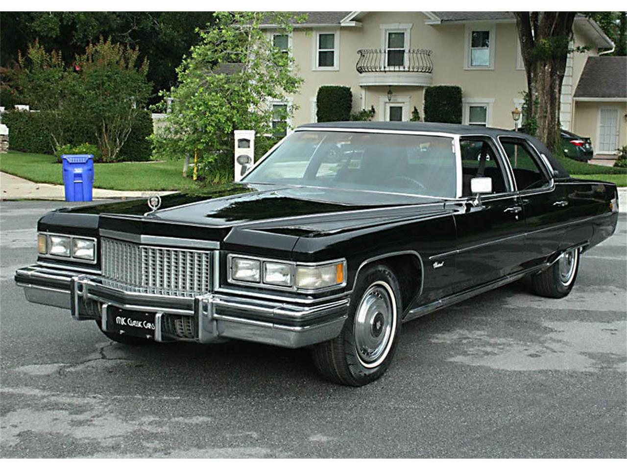 Cadillac fleetwood 1975